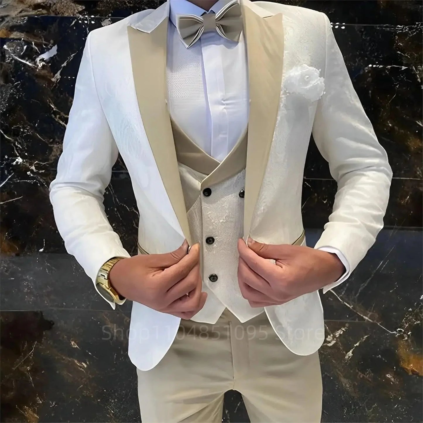 Fashion Jacquard Men's Formal Groom Suits 3 Pieces Men Suits Peak Lapel Single Breasted Blazer Vest Pants for Business/Wedding